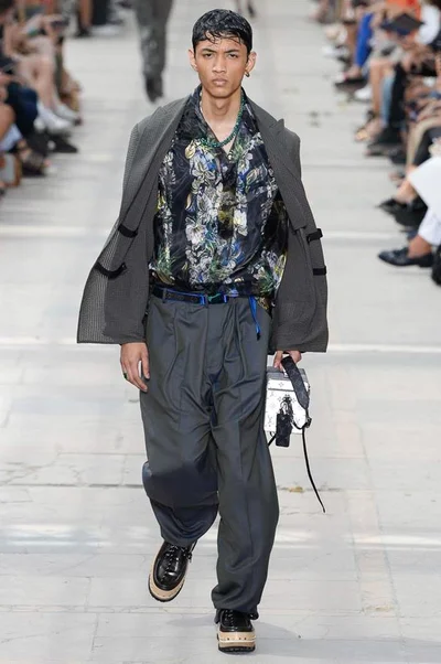 Look 38